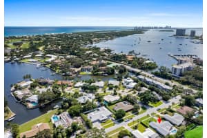11569 Landing Place, North Palm Beach