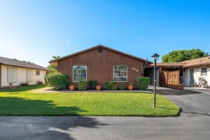 506 SE 27th Lane, Boynton Beach, FL 33435 Sold 06/12/25