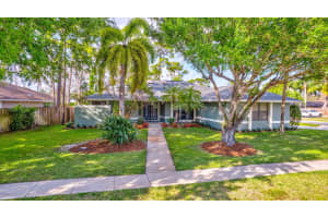 14515 Horseshoe Trace, Wellington, FL 33414 Sold 05/02/25