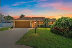 1927 NE San Carlos Calle, Jensen Beach, FL 34957 Sold 06/24/25