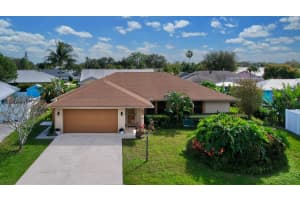 1927 NE San Carlos Calle, Jensen Beach, FL 34957 Sold 06/24/25