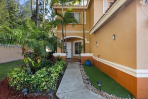 6078 United Street, West Palm Beach, FL 33411 Sold 05/02/25