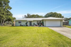 905 Scott Street, Fort Pierce, FL 34982 - MLS#R11072529