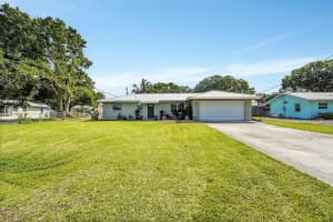 905 Scott Street, Fort Pierce, FL 34982 - MLS#R11072529