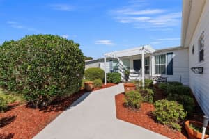 7852 Horned Lark Circle, Port Saint Lucie, FL 34952 Sold 05/23/25