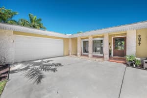 2077 SE Harding Street, Port Saint Lucie, FL 34952 Sold 07/11/25