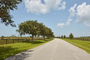 MLS# R11072585, Okeechobee, Florida 34974