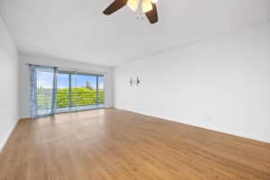 300 Waterway 404 Drive S 404, Lantana, FL 33462 - MLS#R11072603
