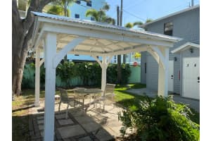 11 Lakeside Drive, Lake Worth Beach, FL 33460 - MLS#R11072670