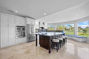 213 Legendary Circle 213, Palm Beach Gardens, FL 33418 Sold 05/15/25