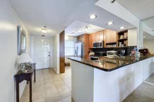 896 N Federal Highway 326, Lantana