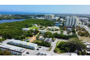 640 NE 6th Court E, Boynton Beach, FL 33435 Sold 07/09/25