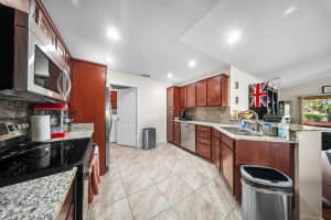 154 Mediterranean Boulevard N, Port Saint Lucie, FL 34952 Sold 10/28/25