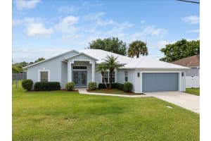 578 SW Jeanne Avenue, Port Saint Lucie, FL 34952 Sold 05/13/25