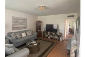 109 Waltham E E 109, West Palm Beach, FL 33417 Sold 04/21/25