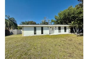 129 NE Tunison Avenue, Port Saint Lucie, FL 34983 Sold 05/15/25
