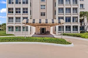 2000 S Ocean Boulevard 301, Delray Beach, FL 33483 Sold 10/28/25