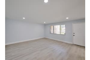 15217 Lakes Of Delray 115 Boulevard 115, Delray Beach, FL 33484 Sold 05/29/25