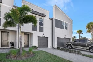 3904 Se 3904 Se Caladium Court, Stuart