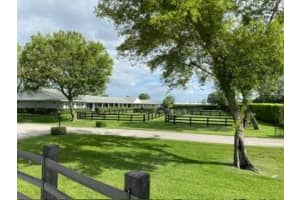 13205 Southfields Road, Wellington