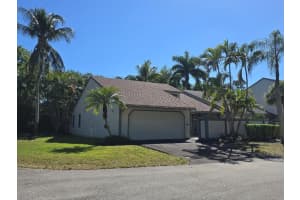 13388 Bedford Mews Court, Wellington, FL 33414 Sold 05/30/25