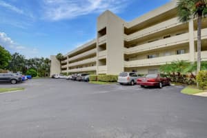 3178 Via Poinciana 201, Lake Worth, FL 33467 - MLS#R11073155