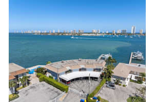 371 Wilma Circle 3, Riviera Beach, FL 33404 Sold 05/30/25
