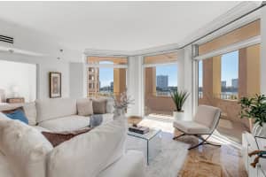 300 SE 5th Avenue 4060, Boca Raton, FL 33432 Sold 10/07/25