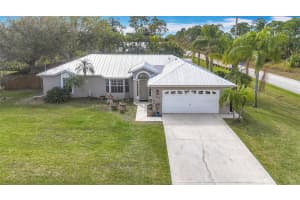 2686 Fairgreen Road, Port Saint Lucie, FL 34987 - MLS#R11073182