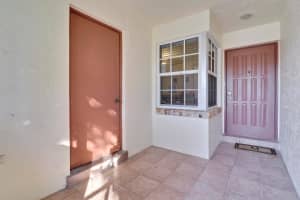 106 S Moccasin Trail, Jupiter, FL 33458 Sold 08/27/25