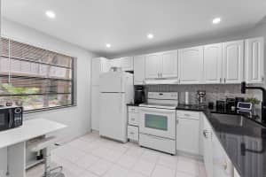 1101 Colony Point Circle 118, Pembroke Pines, FL 33026 Sold 07/24/25
