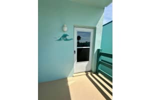 351 Taylor Avenue E16, Cape Canaveral