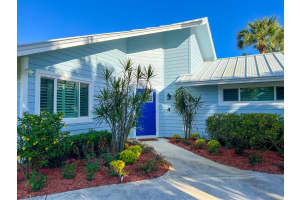 4104 SE Centerboard Lane, Stuart, FL 34997 Sold 07/31/25