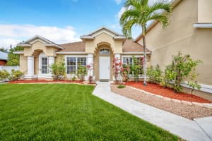 1355 SW Porter Road, Port Saint Lucie, FL 34953 - MLS#R11073291