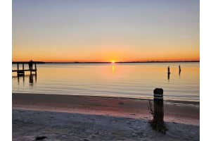 1202 Avenue L, Fort Pierce, FL 34950 Sold 05/08/25