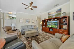 128 Hampton Circle, Jupiter, FL 33458 Sold 05/23/25