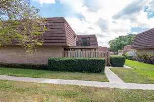 704 7th Lane, Palm Beach Gardens, FL 33418 Sold 05/08/25