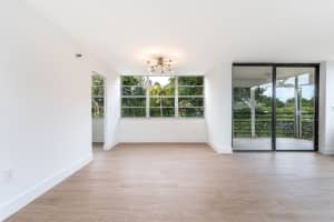 900 Saint Charles Place L12, Pembroke Pines, FL 33026 Sold 04/11/25