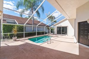 710 Clearbrook Park Circle, Delray Beach, FL 33445 Sold 07/30/25