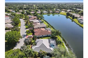 1717 SW Mockingbird Drive, Port Saint Lucie, FL 34986 - MLS#R11073397