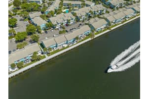 930 Jeffery Street, Boca Raton, FL 33487 Sold 07/31/25