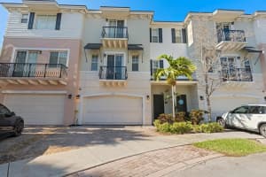559 NW 35th Place, Boca Raton, FL 33431 Sold 06/27/25