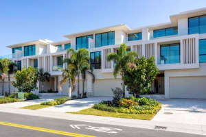 1246 George Bush, Delray Beach, FL 33483 - MLS#R11073443
