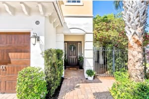 201 Mariner Court, North Palm Beach, FL 33408 Sold 04/23/25