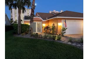 209 River Walk, Hutchinson Island