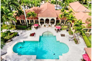 4190 San Marino Boulevard 102, West Palm Beach, FL 33409 Sold 10/10/25