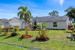 932 Se Damask Avenue, Port Saint Lucie