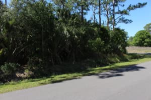 1066 Ivanhoe Street NW, Palm Bay, FL 32907 - MLS#R11073707