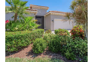 5558 55th Avenue, Vero Beach, FL 32967 - MLS#R11073711