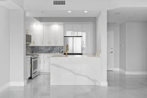 801 S Olive Avenue 702, West Palm Beach, FL 33401 - MLS#R11073733